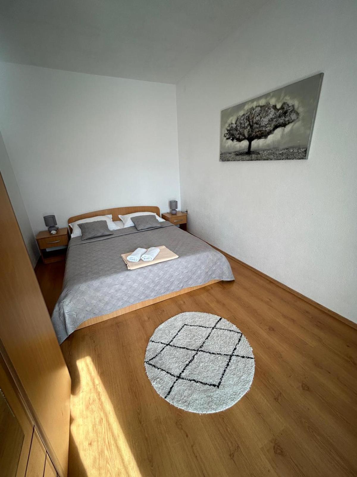 Apartmani Grgic 트로기르 외부 사진